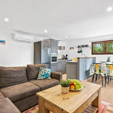 Moai - Plusholidays Villa *