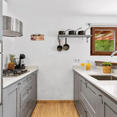 Villa Moai - Plusholidays *