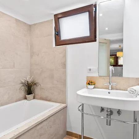 Moai - Plusholidays Villa *