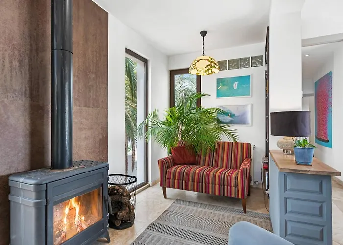 Villa Moai - Plusholidays Casas de Torrat