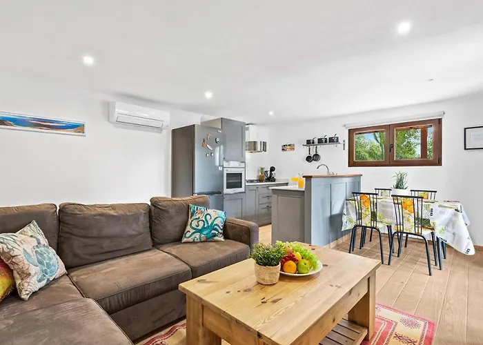 Moai - Plusholidays Villa *