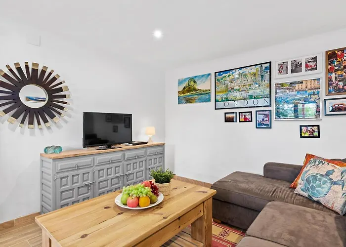 Moai - Plusholidays Casas de Torrat